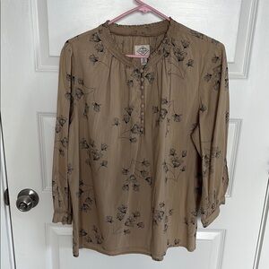 Floral Tan & Black Blouse